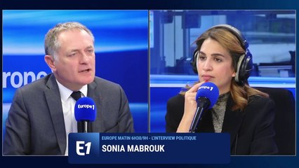 "La droite doit être une droite des services publics", estime Philippe Juvin