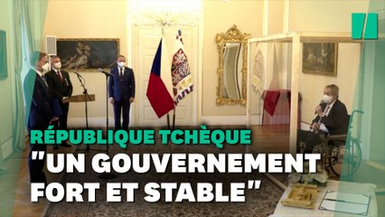 Le nouveau Premier ministre tchèque intronisé depuis un box en plexiglass