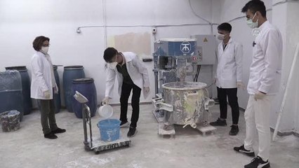 Son dakika haber... Meslek liseli öğrenciler, ürettikleri boyalarla 323 okulu renklendirdi