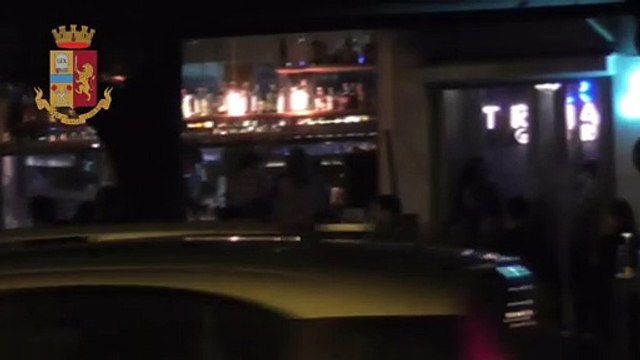 Puglia: controlli nelle discoteche e su strada nella Provincia Bat. Ritirate patenti di guida e denuncia per guida in stato di ebrezza - VIDEO
