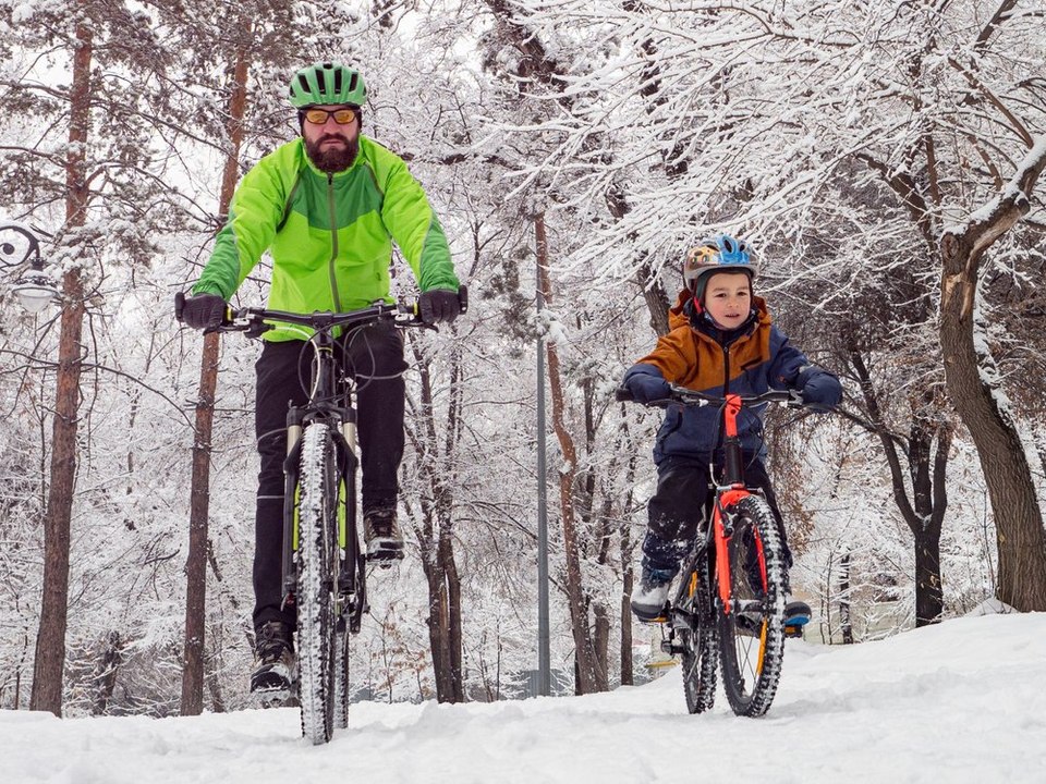 Schnee und Glätte: Mit diesen Tipps kommst du sicher durch den Winter