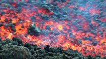 Un metro por segundo: la nueva colada avanza a una velocidad de vértigo en el volcán de La Palma