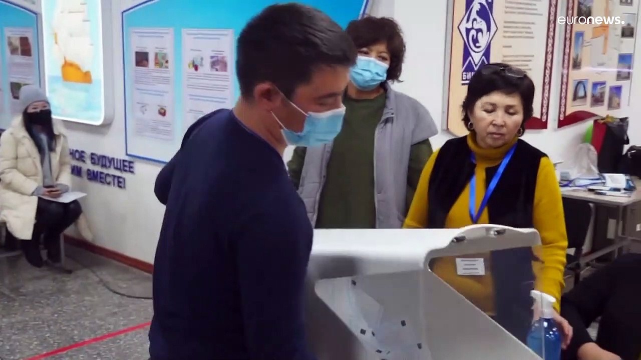 Parlamentswahl in Kirgistan - Oppositionsparteien beklagen Wahlfälschung