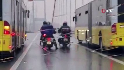 15 Temmuz Şehitler Köprüsü’nde motokuryelerin rüzgarla imtihanı