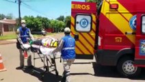 Para-brisas de carro fica destruído, após atingir ciclista no Jardim Clarito