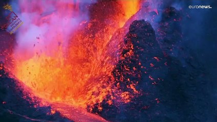 Diez semanas de erupción sin visos de terminar: se abre una nueva fisura y crece la sismicidad