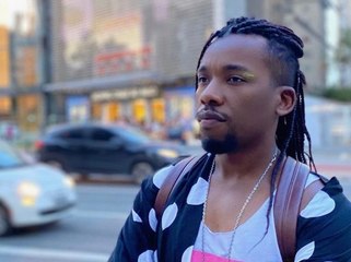 Influencer de filosofia diz: “O Brasil sofre de uma tirania branca que impõe como o preto deve falar.”