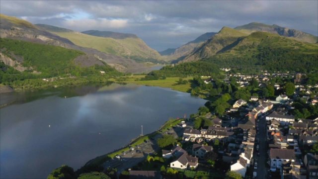 5 Places in Wales Locals Visit for Gorgeous Hikes, Epic Stargazing, Castles, and Rugby