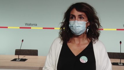 Vaccination: tous les Wallons convoqués pour une troisième dose d'ici mars (Christie Morreale)