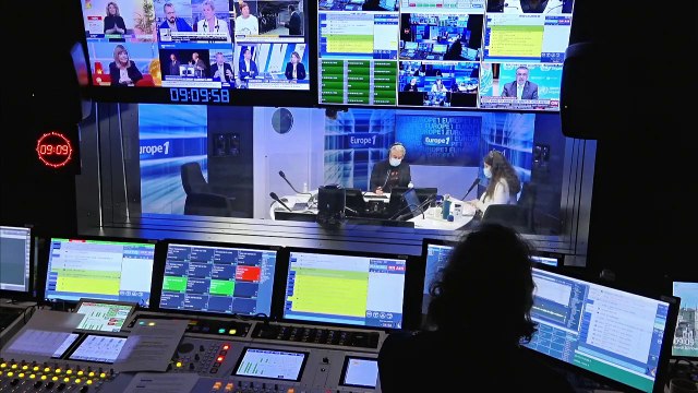 L'entrée de Joséphine Baker au Panthéon, le jury de Miss France dévoilé et une enquête ouverte contre Pierre Ménès pour agression sexuelle