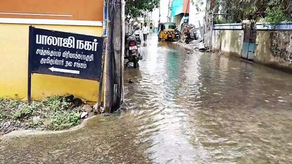 கேளம்பாக்கம் டூ கோவளம் சாலை துண்டிப்பு.. ஆறு போல் வெள்ள நீர் சூழ்ந்த ஓஎம்ஆர் சாலை!