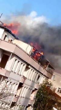 Son dakika 3. sayfa: Avcılar'da korkutan yangın: 1 itfaiye eri yaralandı