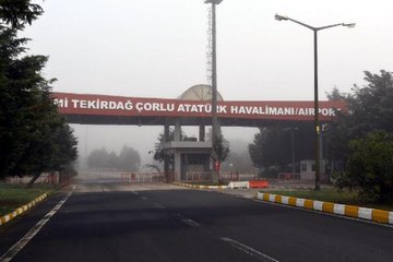 TEKİRDAĞ'DA FIRTINA; ÇORLU'DA EĞİTİM UÇUŞLARI İPTAL