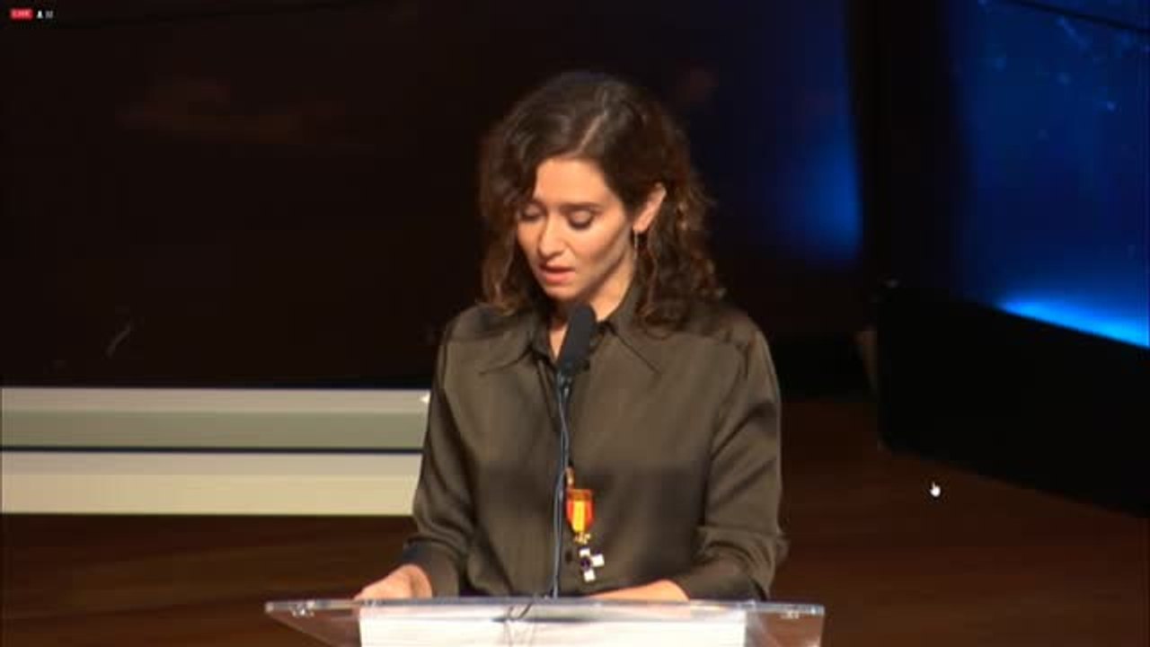 Ayuso sobre los herederos de ETA: "Intentan blanquearles bajo las etiquetas de hombres de paz, con buenismo etarra para buscar favores públicos"