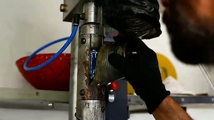 Diseño eco: la pyme que convirtió tapitas de plástico en los anteojos "top" del momento