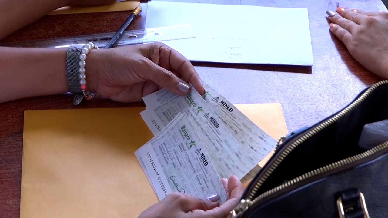 Entregan bono complementario a bachilleres matagalpinos