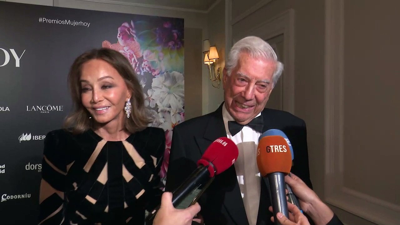 Mario Vargas Llosa se deshace en halagos hacia Isabel Preysler: "Es guapa, inteligente, cariñosa..."
