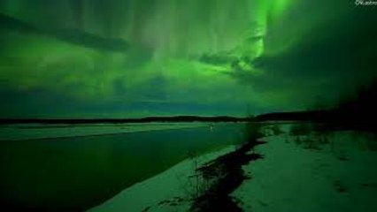 Real-Time Walk Under Northern Lights in Alaska