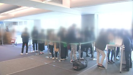 정부 "오미크론 지역사회 유입 가능성...전체 입국자 변이 검사 확대" / YTN