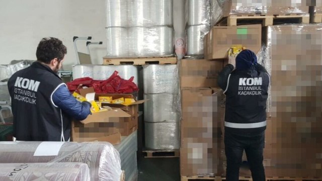 İstanbul'da kaçak tütün operasyonu: 16 milyonluk kaçak tütün ele geçirildi