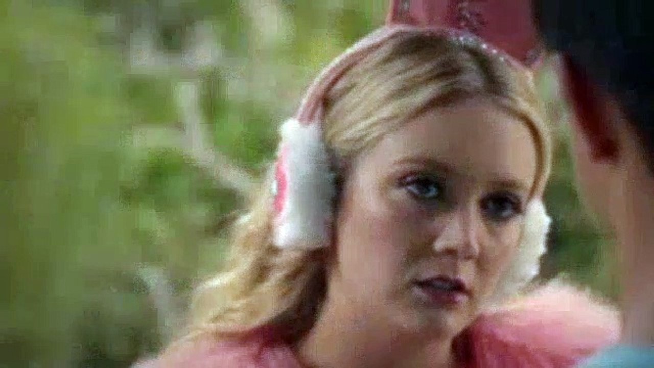 Scream Queens S02E07 The Hand