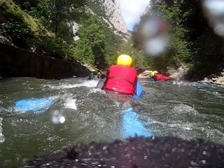 Hydrospeed dans les Pyrénées avec www.rocaqua.com