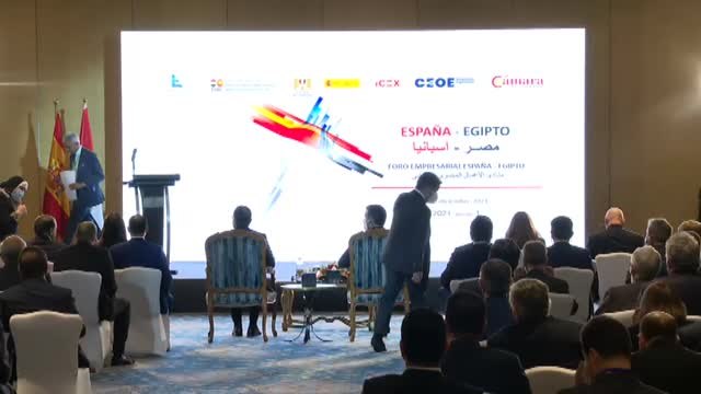 Sanchez viaja a Egipto junto con varios empresarios españoles para reforzar las relaciones bilaterales