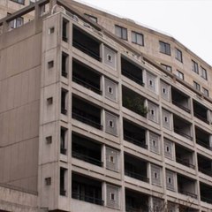 Essonne : jetée dehors par sa propriétaire, elle vit dans la rue avec ses deux enfants - F