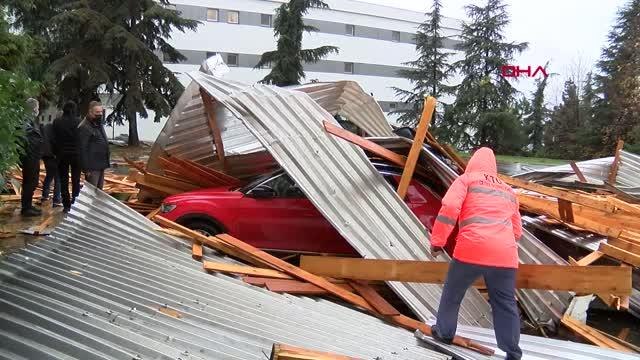 TRABZON FIRTINA, KTÜ FARABİ HASTANESİ ACİL SERVİSİ'NİN ÇATISINI UÇURDU-1