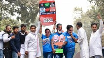 Congress workers protest on inflation against Central Govt