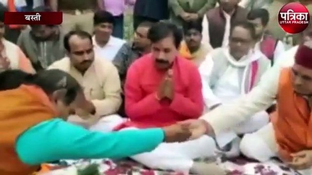 यूपी मंत्री अनिल राजभर ने महाराजा सुहेल देव की प्रतिमा को किया स्थापित