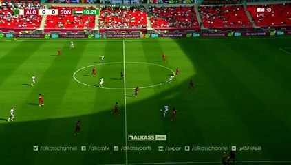 هدف الجزائر الأول بأقدام بونجاح