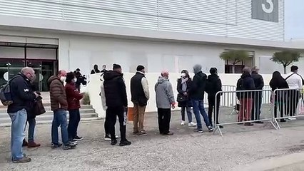 Du monde pour l’ouverture du centre de vaccination au Parc Chanot