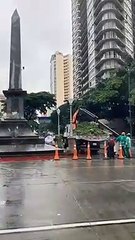 Pirulito da Praça Sete amanhece com camisinha