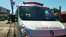 Mulher é atendida pelo Samu após suspeita covid