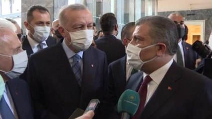 Cumhurbaşkanı Erdoğan'la Bakan Koca'dan kameralar önünde gülümseten zam muhabbeti: Para pul söylemedi mi?