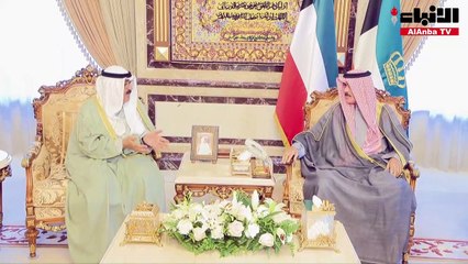 صاحب السمو الأمير الشيخ نواف الأحمد مستقبلا سمو ولي العهد الشيخ مشعل الأحمد ورئيس مجلس الأمة مرزوق الغانم وسمو رئيس مجلس الوزراء الشيخ صباح الخالد