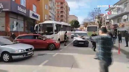 Sokak ortasında silahlı çatışmanın yeni görüntüleri ortaya çıktı