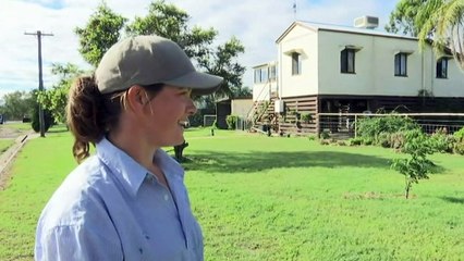 Floodwaters begin to recede along southern border towns