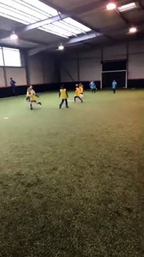 ENTRAINEMENT EN SALLE ECOLE DE FOOT ( 2 )
