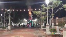 tn7-Fuego se adelantó a la inauguración del árbol de Navidad del parque de Orotina-011221