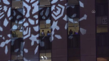 "Rockefeller Noel Ağacı" ışıklandırıldı