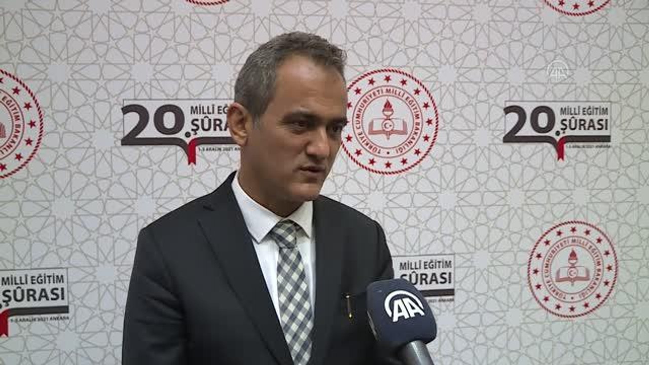 Son dakika: Bakan Özer, 20. Milli Eğitim Şurası'nı ve Öğretmenlik Meslek Kanunu'nu AA'ya değerlendirdi