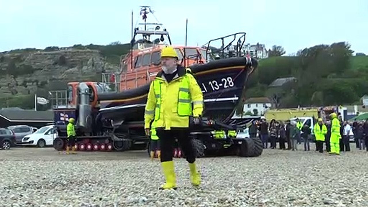 Hastings RNLI general launch footage