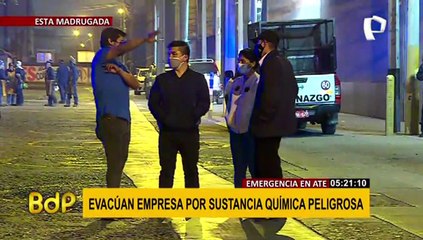 Ate: Fuga de peligrosa sustancia química obliga evacuación en empresa textil