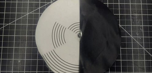 Ce disque tournant va vous en faire voir de toutes les couleurs