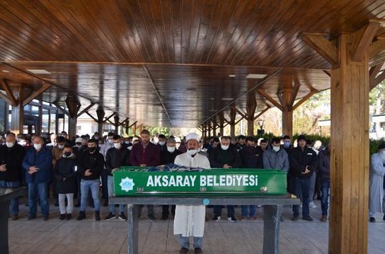 TORUNUNA BAKMAYA GİDERKEN KAMYONUN ÇARPTIĞI ANNEANNE TOPRAĞA VERİLDİ