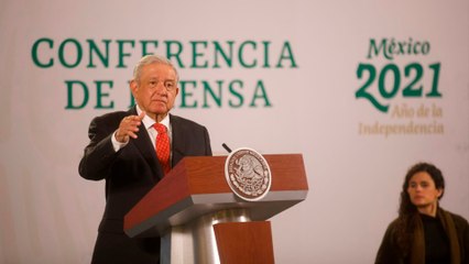 Agradece AMLO “de todo corazón” a quienes acudieron a su informe en el Zócalo