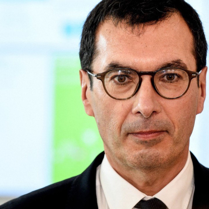 Pour la SNCF, "ce n'est pas le train qui est trop cher, c'est l'avion qui ne l'est pas assez" ! - F