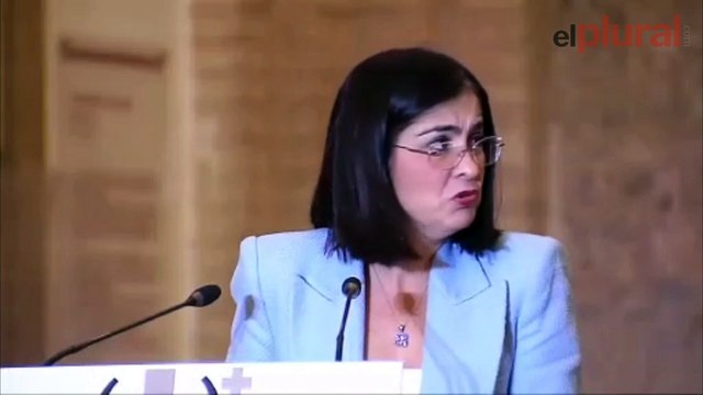 La ministra Darias no oculta su alegría cuando acaban las preguntas: ¡Bien!